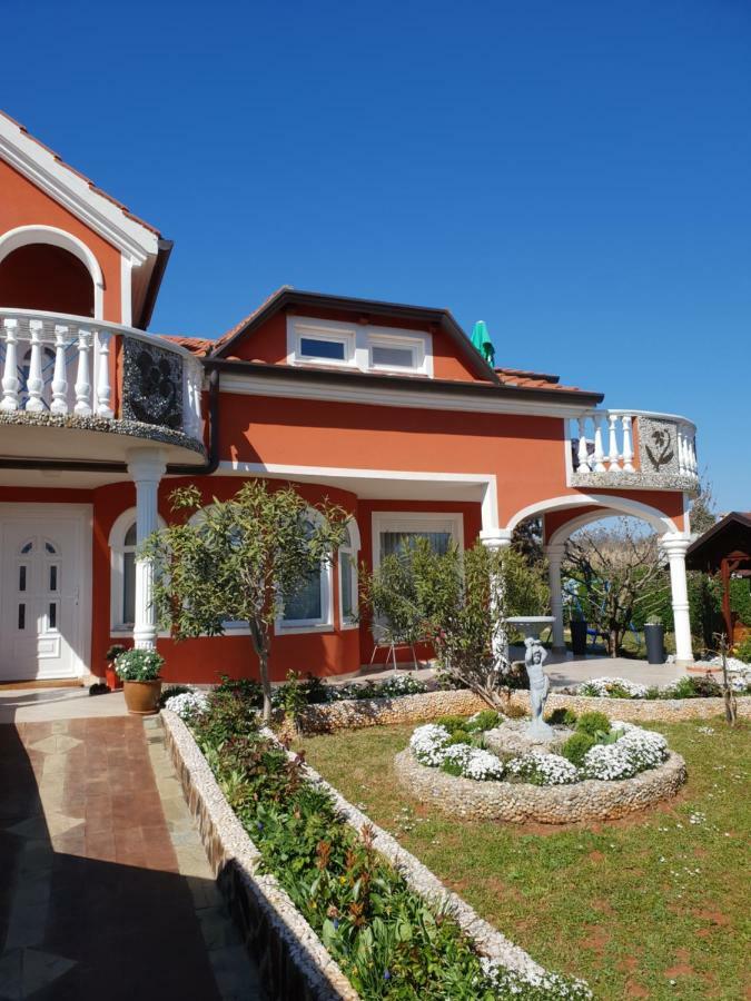 Apartma Jelka Novigrad Istria Exterior foto