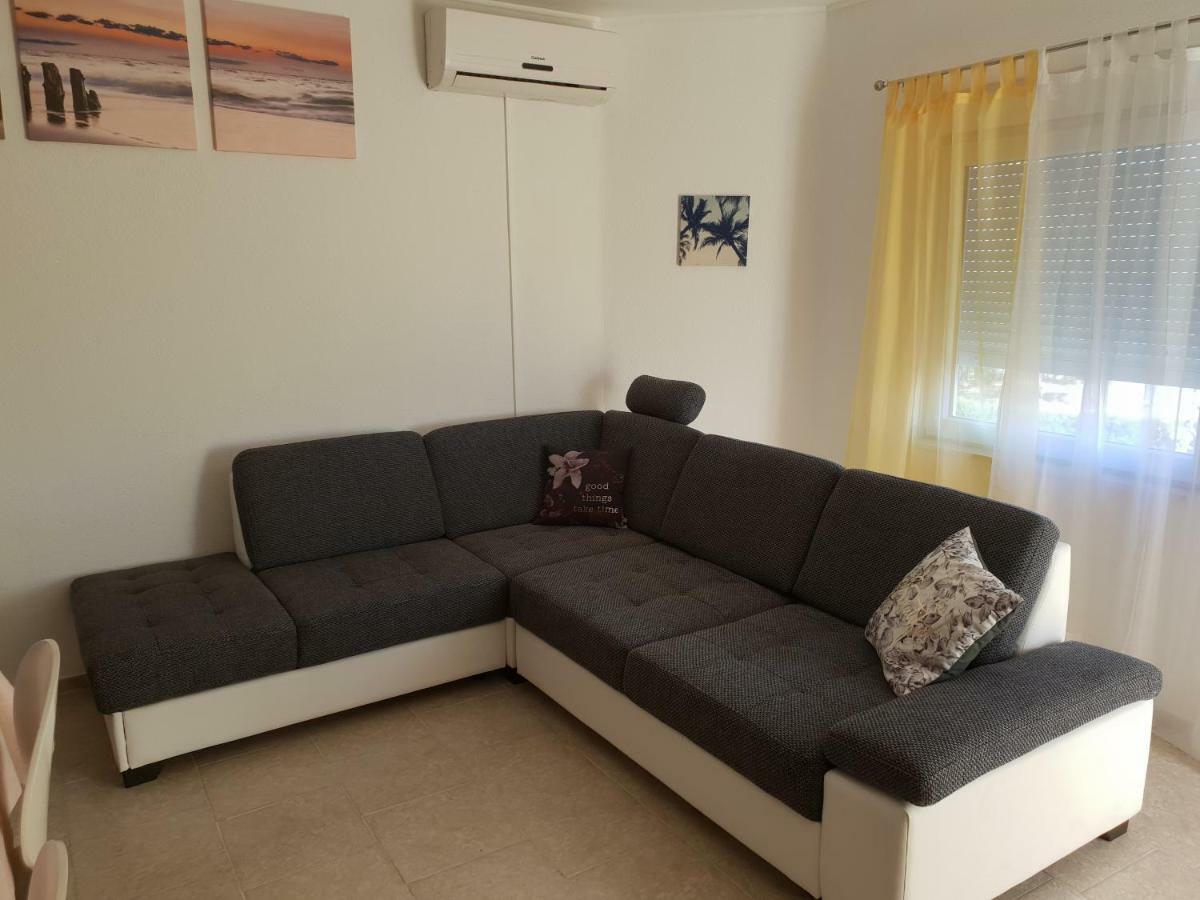 Apartma Jelka Novigrad Istria Exterior foto