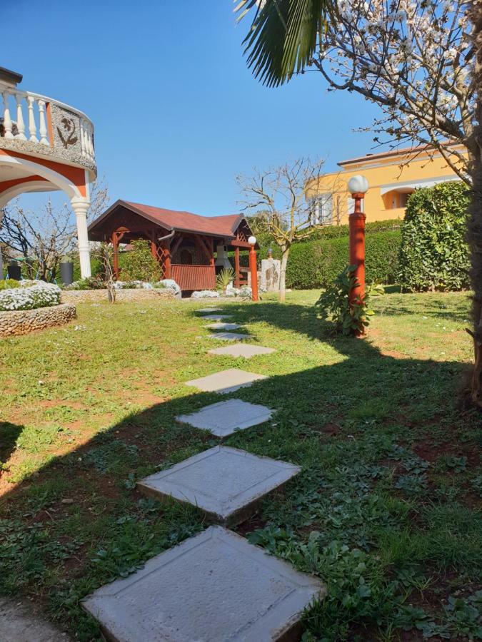 Apartma Jelka Novigrad Istria Exterior foto
